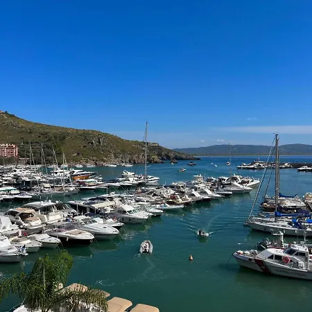 Elegant Harbour View