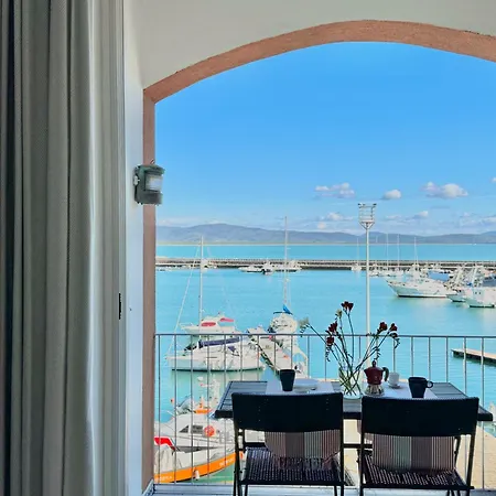Apartment Elegant Harbour View *