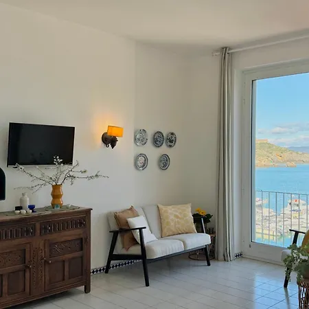 Apartment Elegant Harbour View *